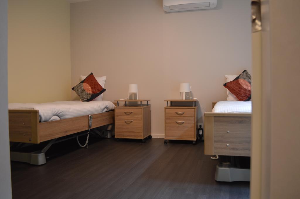 Bed & Zorg Ypres Apartment ภายนอก รูปภาพ