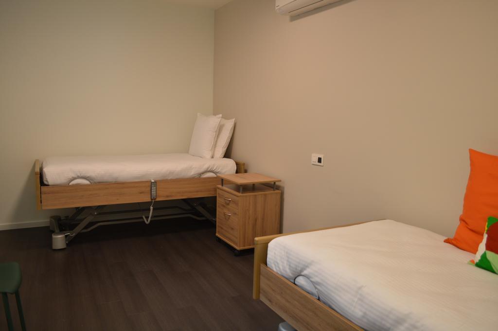 Bed & Zorg Ypres Apartment ภายนอก รูปภาพ